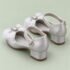 Escarpins gris à bride et petit talon