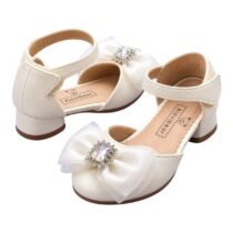Escarpins blancs à nœud, bride et petit talon